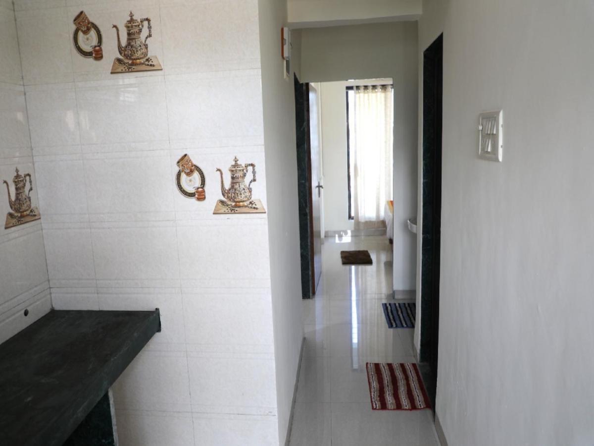 Hotel Satyam Residency Nova Bombaim Exterior foto